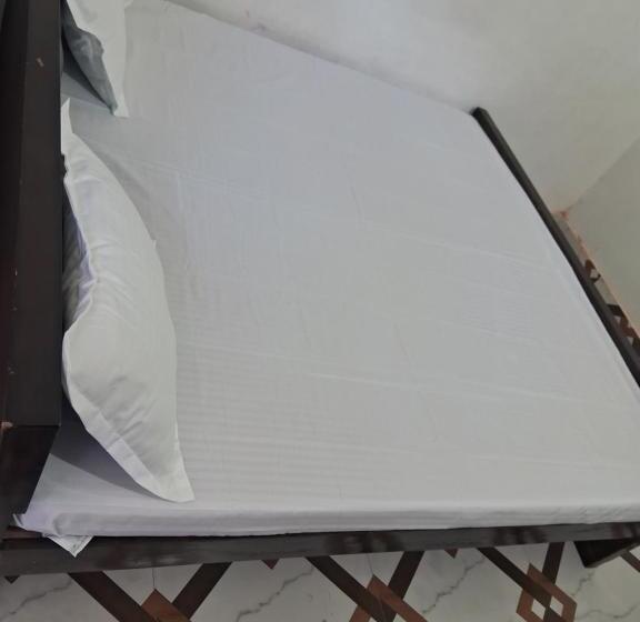 ペンション Park Avenue Guest House Sultanpur