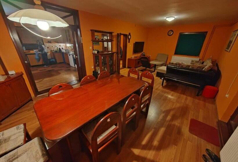 پانسیون Sobe Za Radnike