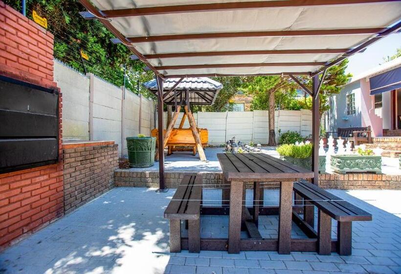 بنسيون Suikerbos Guesthouse