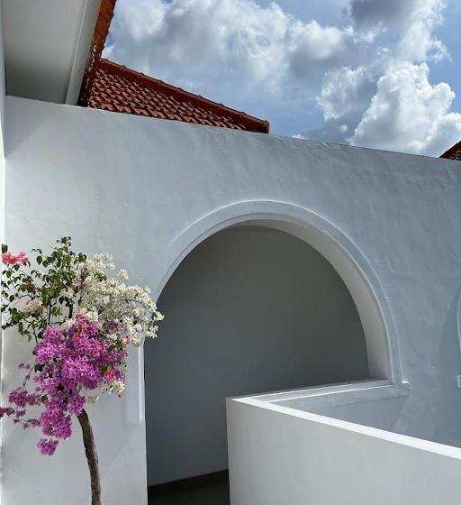 פנסיון The Simore