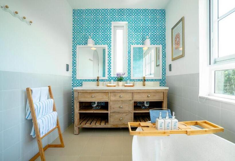 استراحتگاه Mia Luxury Villa Bình Châu