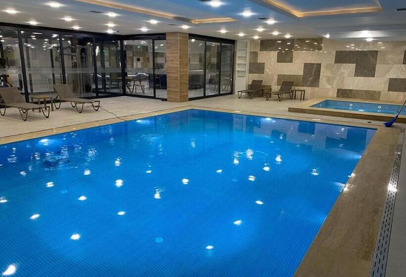 S Class Hotel Convention Center