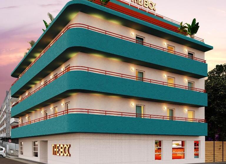 The Boc Hostels Beach