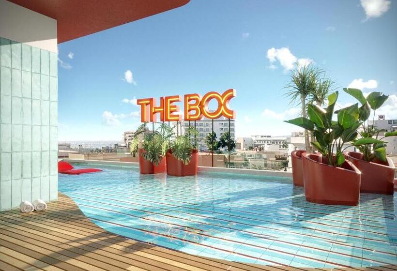 The Boc Hostels Beach