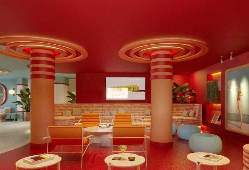 The Boc Hostels Beach