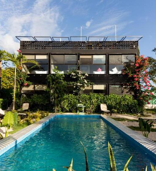 Urban Bacalar Trie Hotels