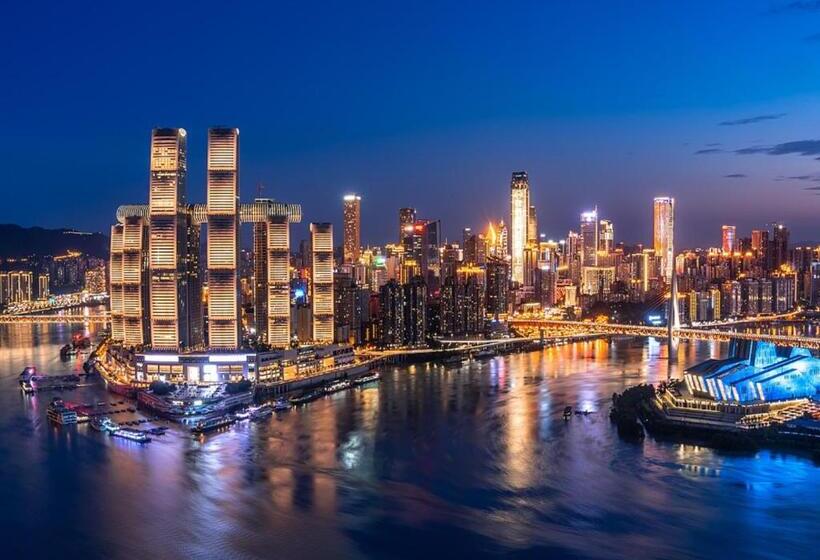 Wuyu Hotel, Smart Park & Happy Valley Jinshansi Metro