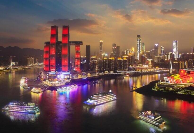 Wuyu Hotel, Smart Park & Happy Valley Jinshansi Metro