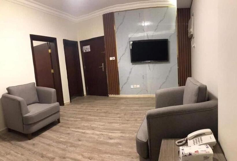 حياة المدينة الفندقية