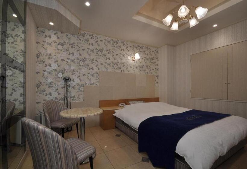 ホテル ネグレスコ