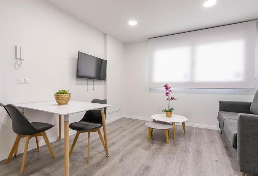 فندق صغير Micampus Getafe Flats