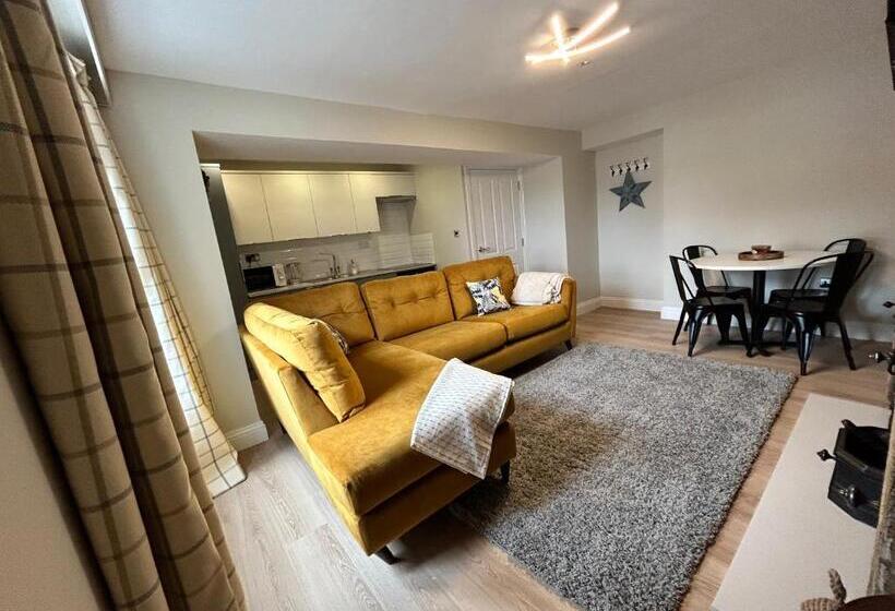 Apartments At The Black