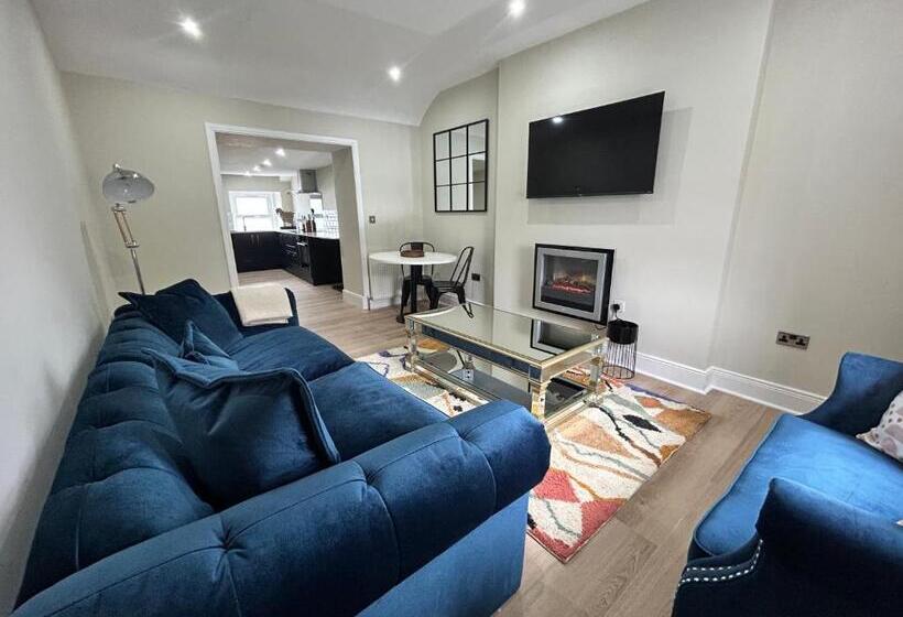 Apartments At The Black