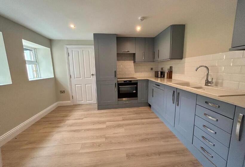 Apartments At The Black