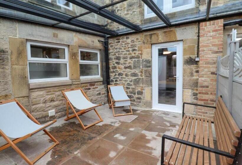 Apartments At The Black