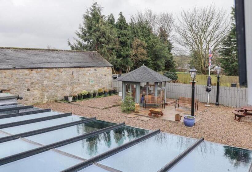 Apartments At The Black