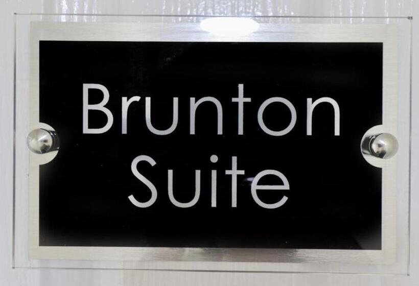 Apartments At The Black