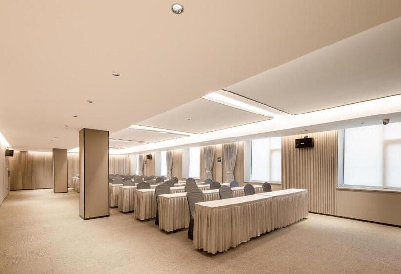 Atour Hotel Fuzhou Jinshan Aegean Sea