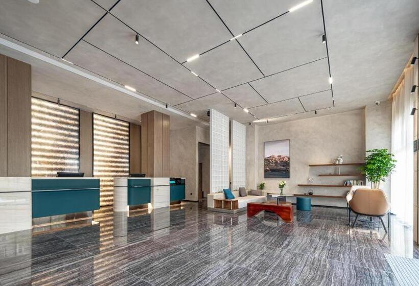 Atour Hotel Taizhou Linhai Taizhou University