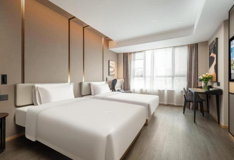 Atour Hotel Taizhou Linhai Taizhou University