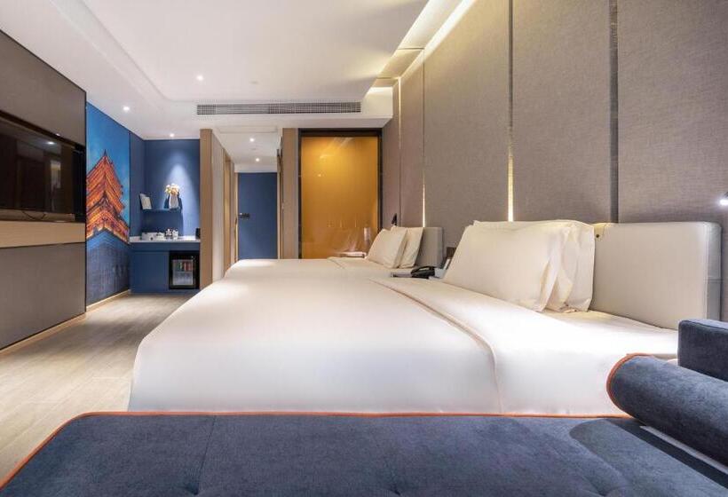 Atour Hotel Yichun Administrative Center