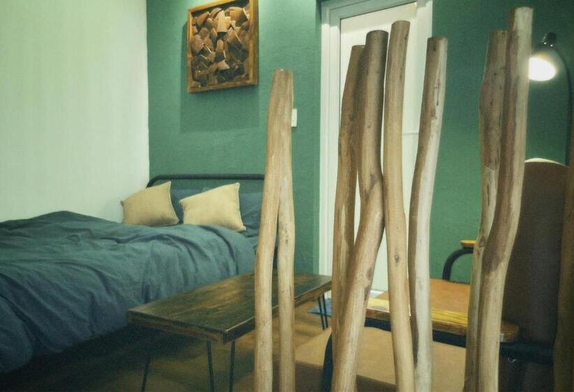 Babahouse2 Homestay Tp Vinh, View Sân Vườn