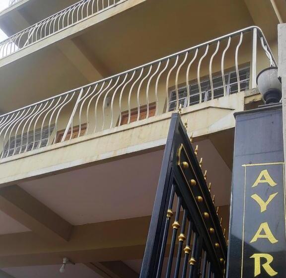 Bed and Breakfast Ayarn 847 Home Stay