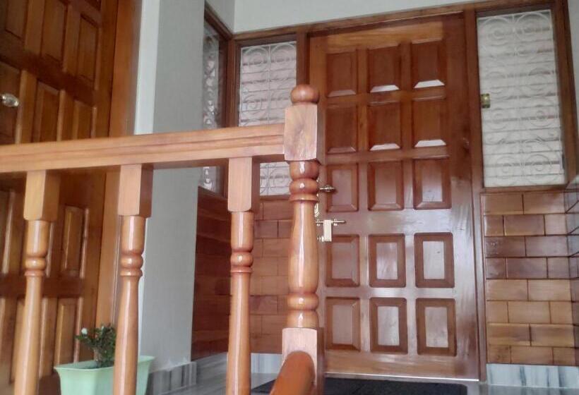 Bed and Breakfast Ayarn 847 Home Stay