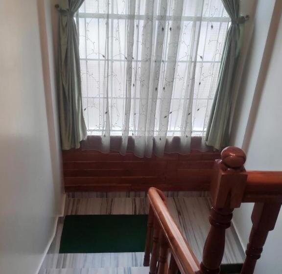 Bed and Breakfast Ayarn 847 Home Stay