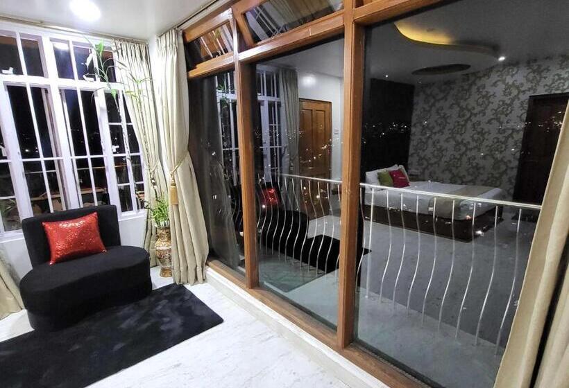 Bed and Breakfast Ayarn 847 Home Stay