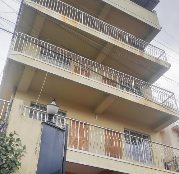 Bed and Breakfast Ayarn 847 Home Stay