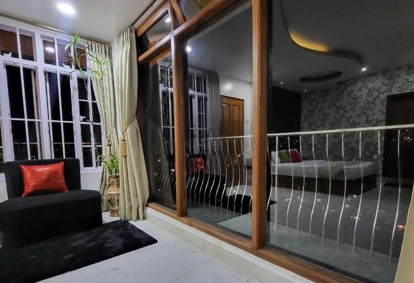 Bed and Breakfast Ayarn 847 Home Stay