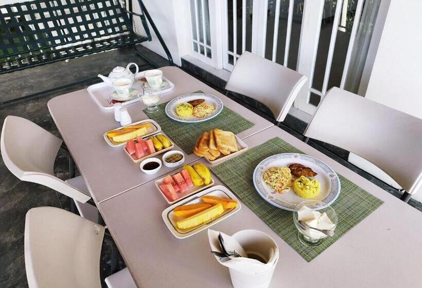 住宿加早餐  Boztreve Home