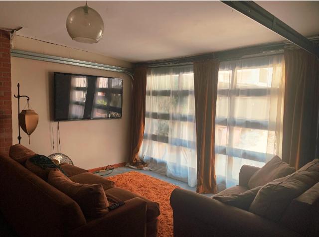 צימר Brick City Villa