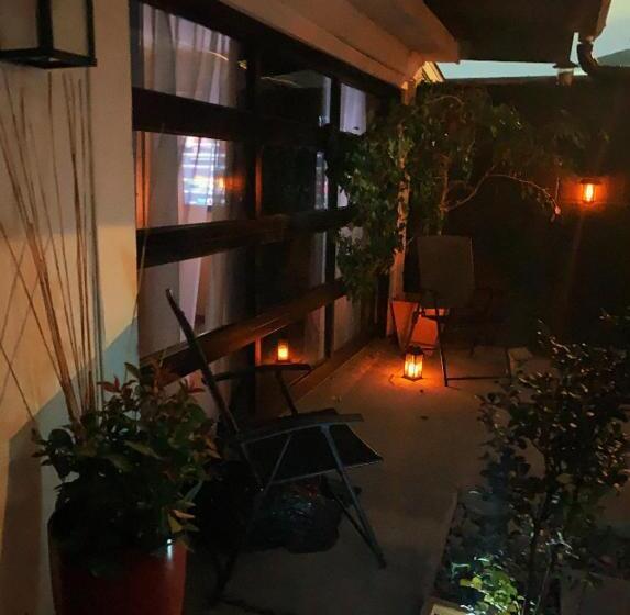 צימר Brick City Villa