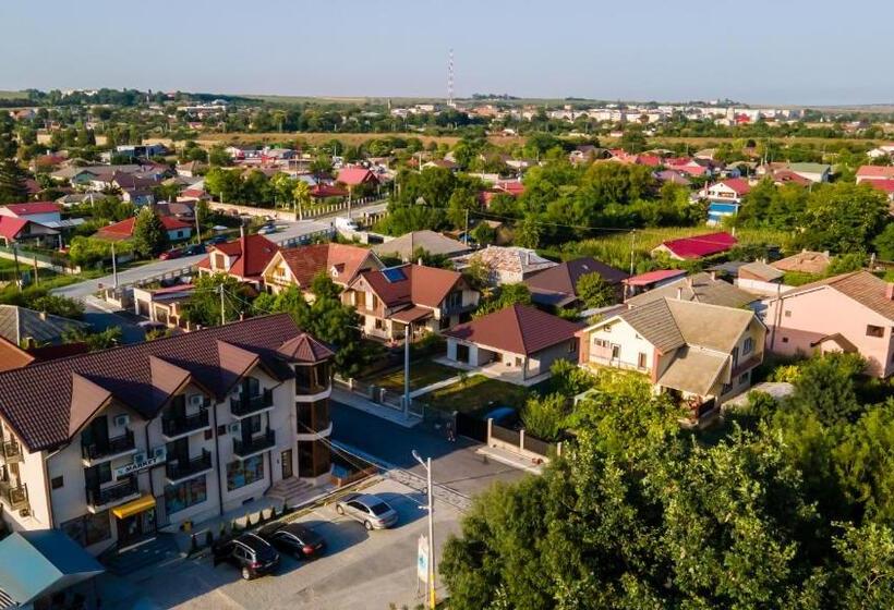 צימר Casa Familia Vladoi