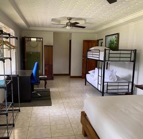 مبيت وإفطار Casa Mano De Tigre