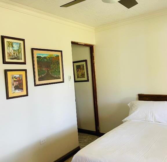 مبيت وإفطار Casa Mano De Tigre