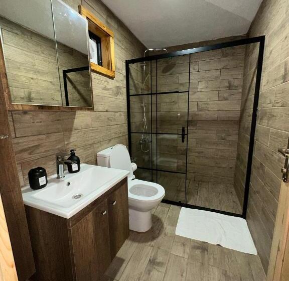 مبيت وإفطار Gardan Bungalov