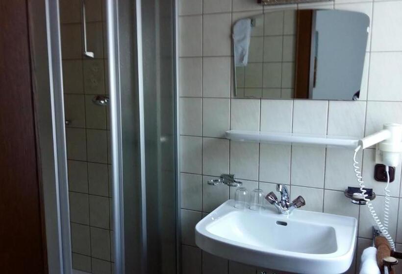 تختخواب و صبحانه Gästehaus Maschler