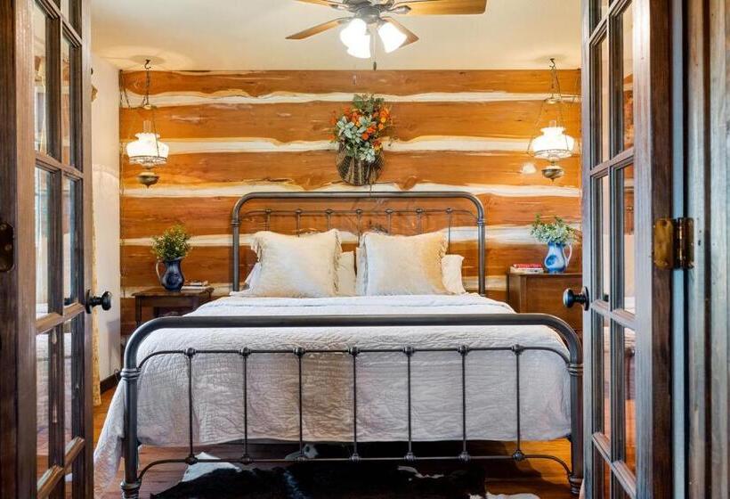 Bed and Breakfast Inn At Sunset Mill Ranch