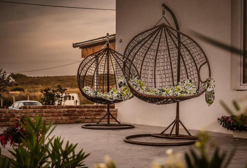 צימר Julianna Vendégház étterem, Rendezvényhelyszín és Szállás