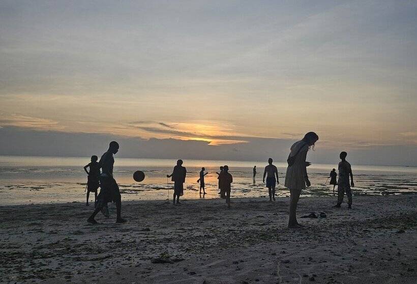 ベッドアンドブレックファースト Karibu Maisha