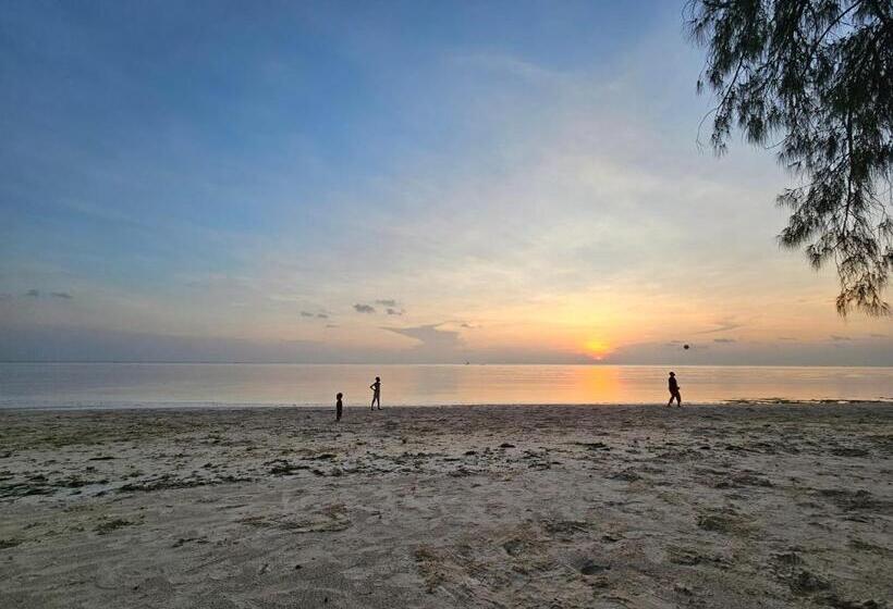 ベッドアンドブレックファースト Karibu Maisha