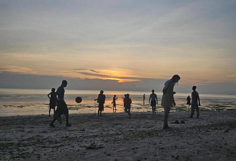 ベッドアンドブレックファースト Karibu Maisha