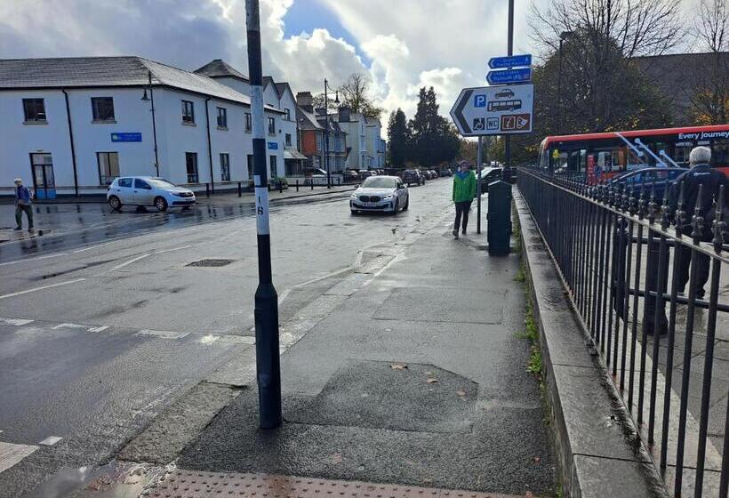 ベッドアンドブレックファースト Lloyds Penthouse