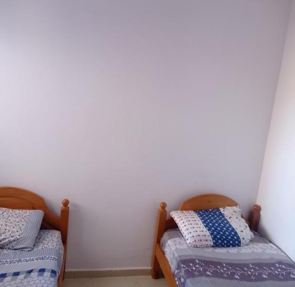 تختخواب و صبحانه Medina Jadida