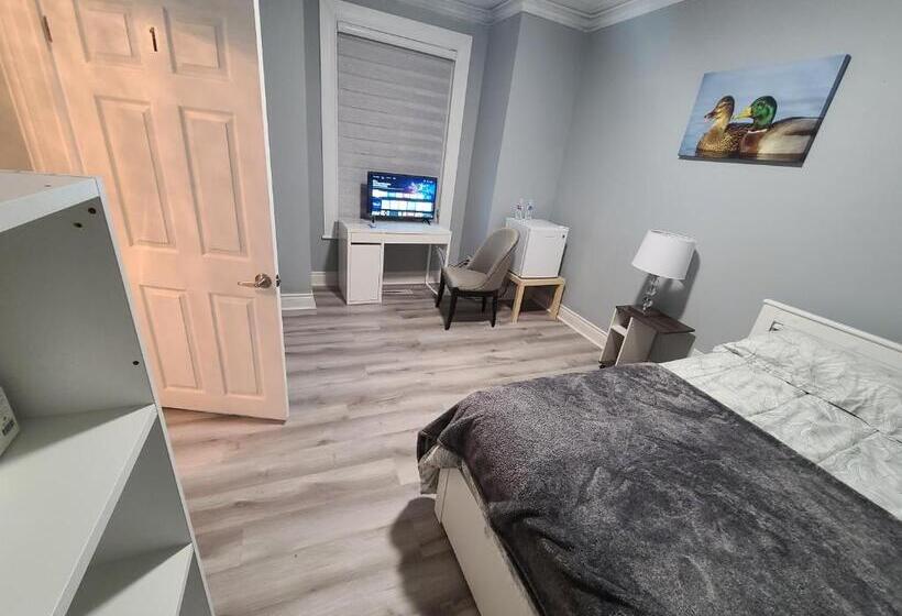 ベッドアンドブレックファースト Downtown Ottawa Spacious Room Accommodation
