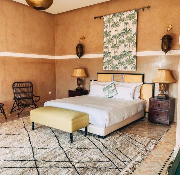 تختخواب و صبحانه The Levantine