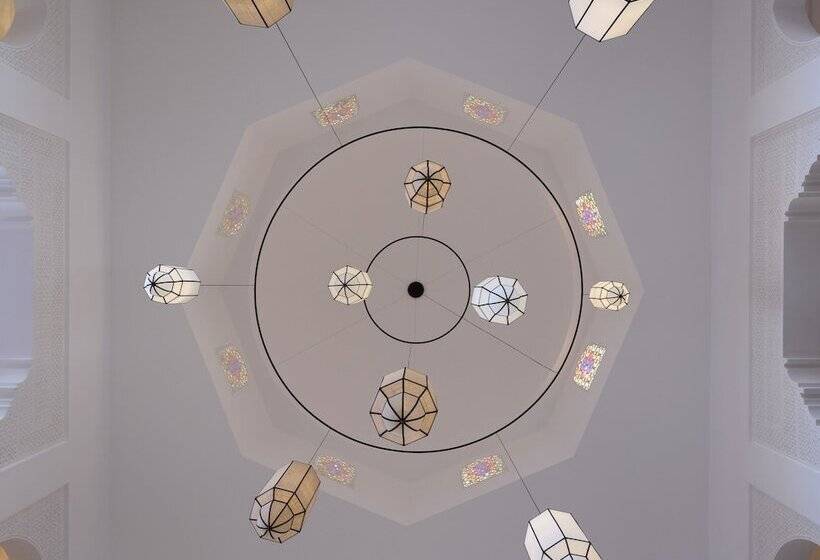 تختخواب و صبحانه The Levantine